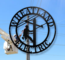Load image into Gallery viewer, Personalized Lineman Gift, Front Door wreaths, Last name, Groomsmen proposal, Christmas Gift, Custom Wall Decor, Door Hanger, Gift for Him